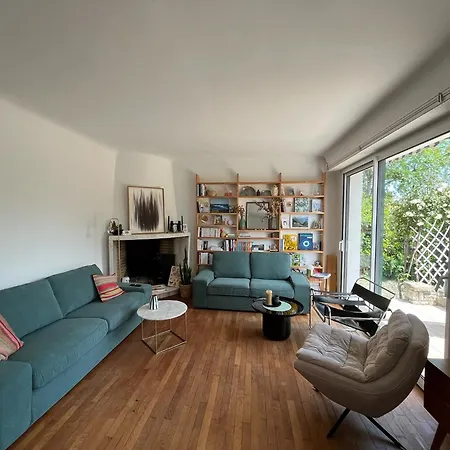 Maison Avec Piscine A 8 Personnes *