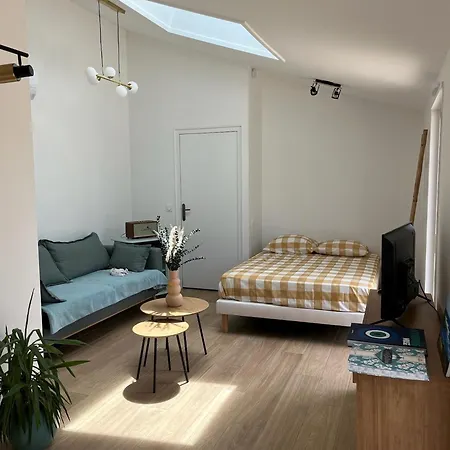 Villa Maison Avec Piscine A 8 Personnes *